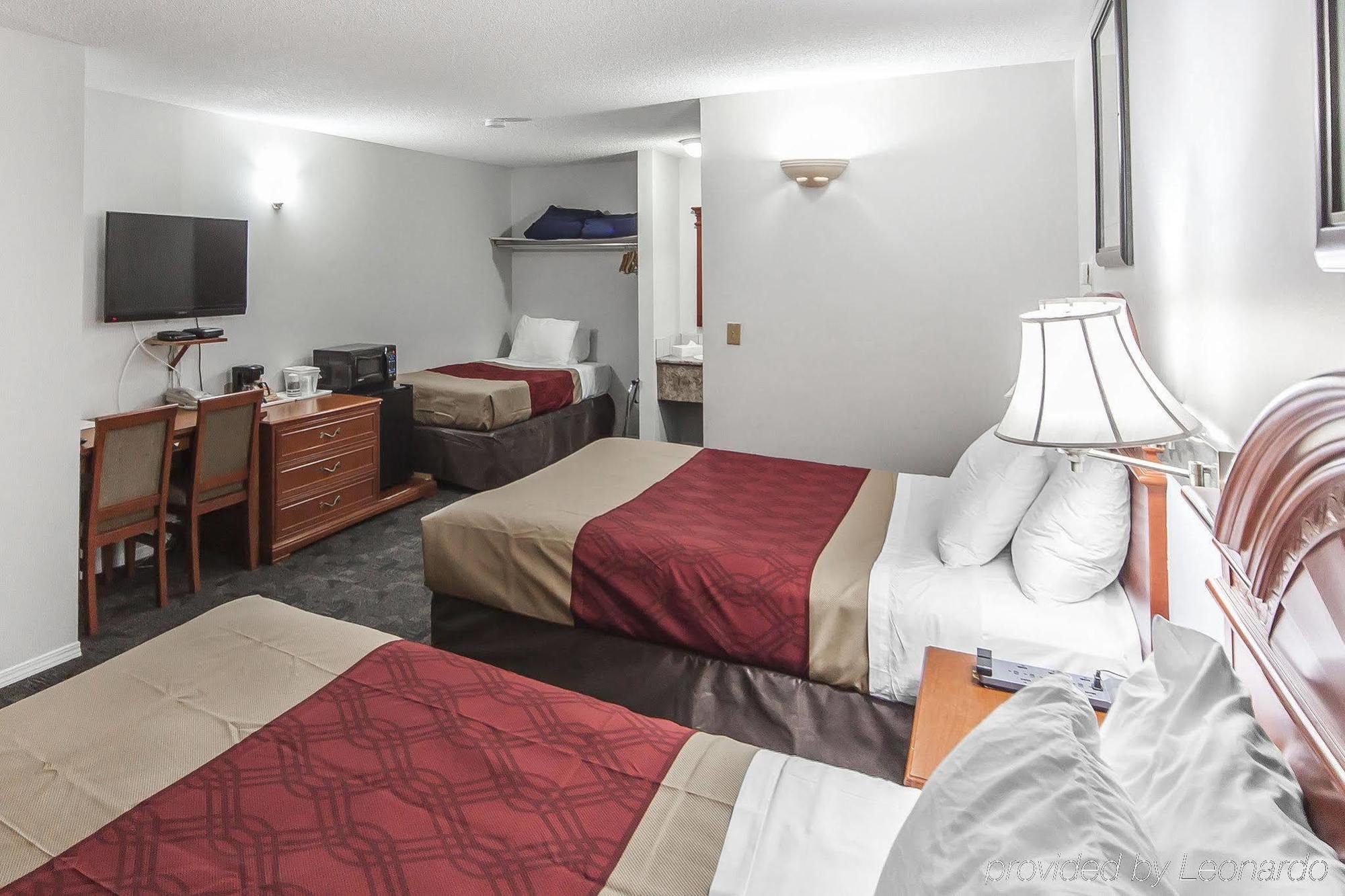 Econo Lodge Inn & Suites Drumheller Buitenkant foto