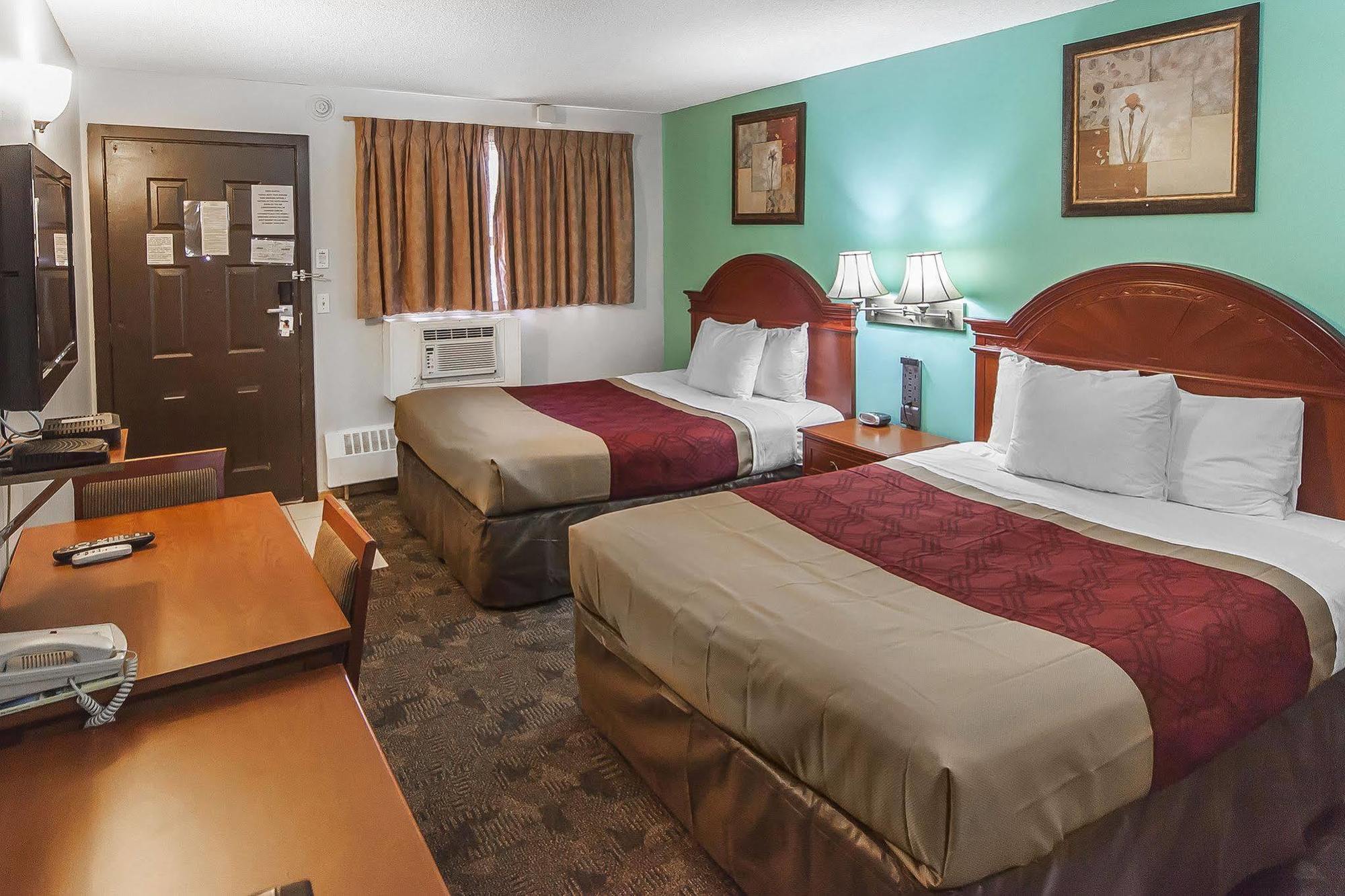 Econo Lodge Inn & Suites Drumheller Buitenkant foto