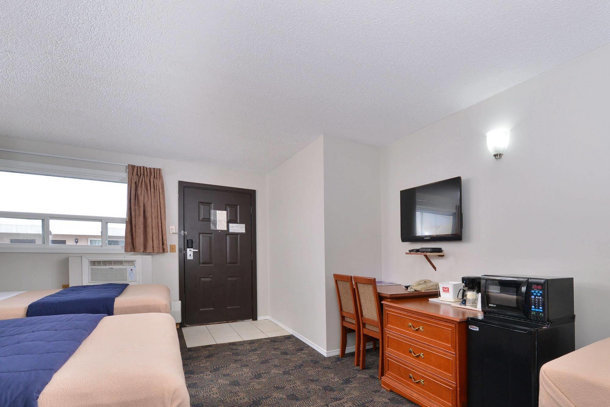 Econo Lodge Inn & Suites Drumheller Buitenkant foto