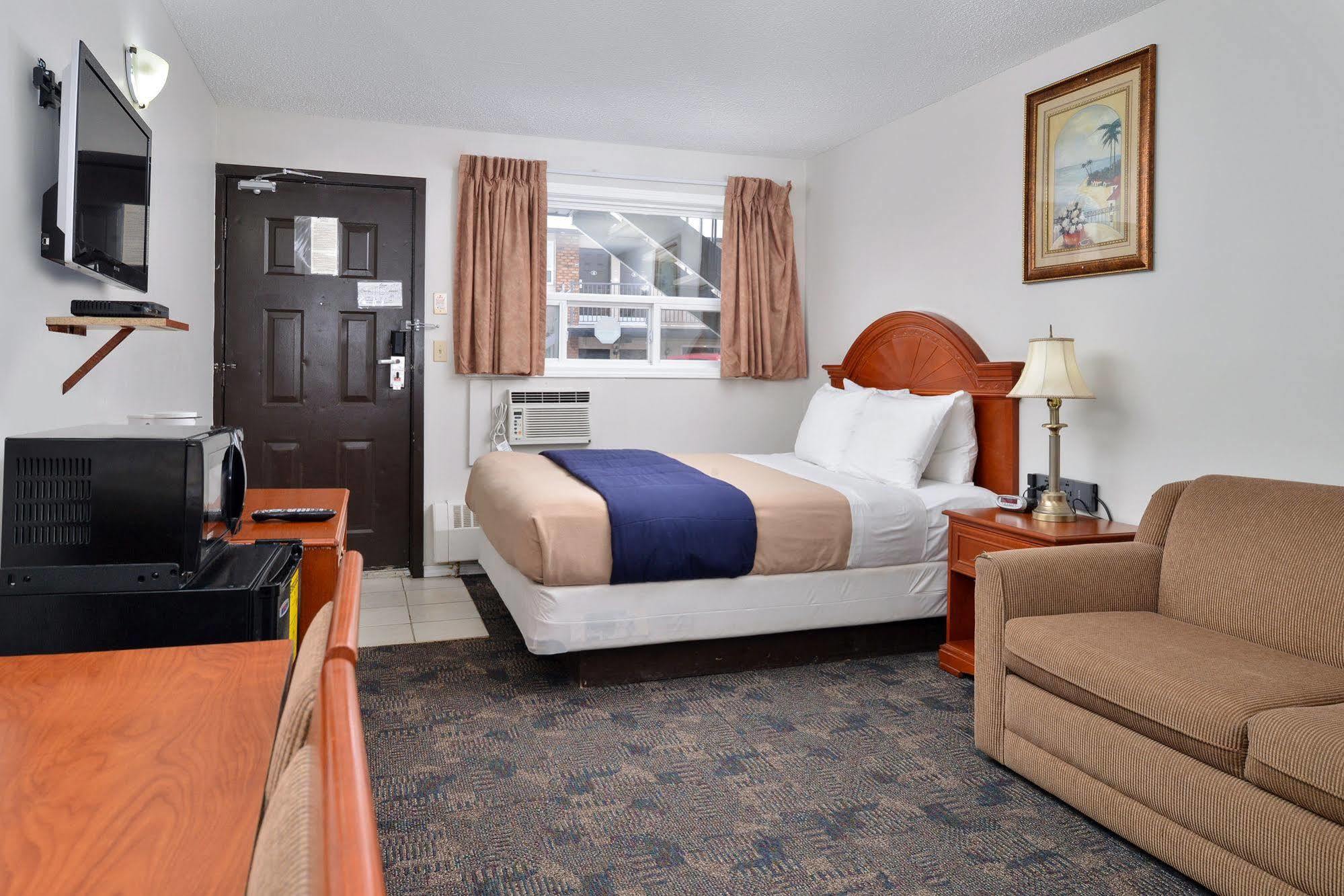 Econo Lodge Inn & Suites Drumheller Buitenkant foto